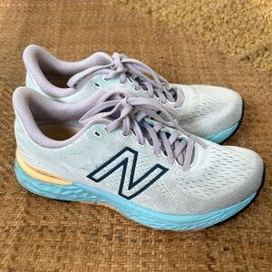 New Balance Women's Fresh Foam 880 v11 Running Shoes